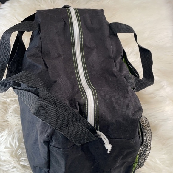 4 imprint gemline green black zip too large travel storage bag adjustable strap - Picture 8 of 16